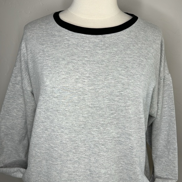 Soho sweatshirt dress LOVE graphic repeats along hem Size Large - Picture 2 of 14